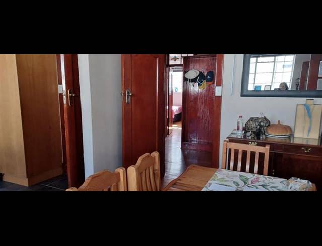 3 BEDROOM HOUSE FOR SALE IN KENSINGTON